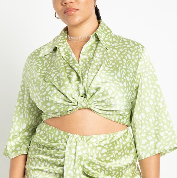 Eloquii Tops - Green leopard knot front silky crop top